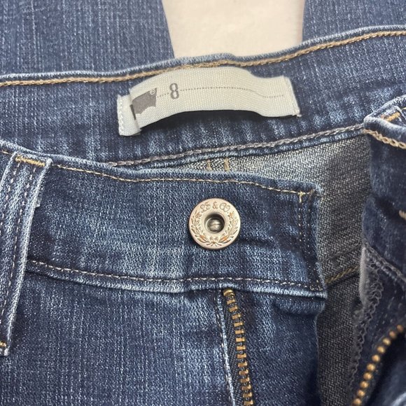Womens Levi Size 8 denim capri 17” inseam - Picture 4 of 12